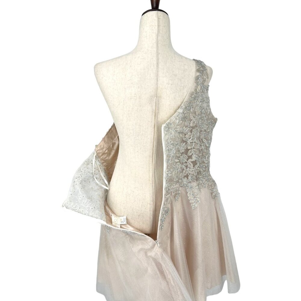 Nox Anabel One Shoulder Embroidered Mini Dress | 16 - Picture 4 of 9